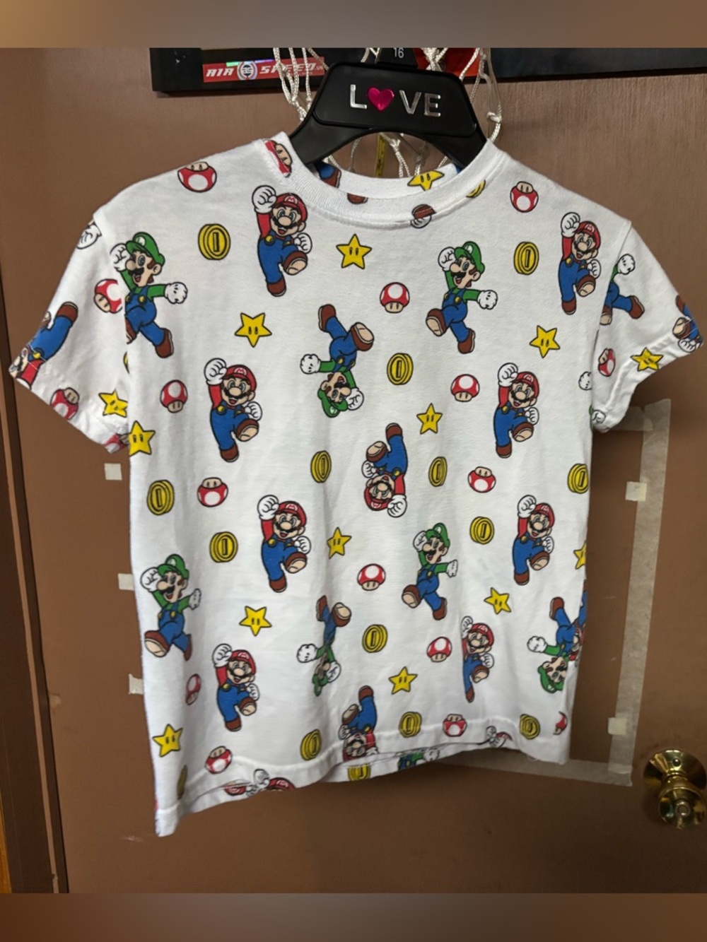 Super Mario Tee size XS